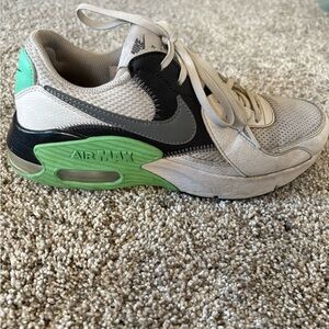 Nike air max women’s size 8